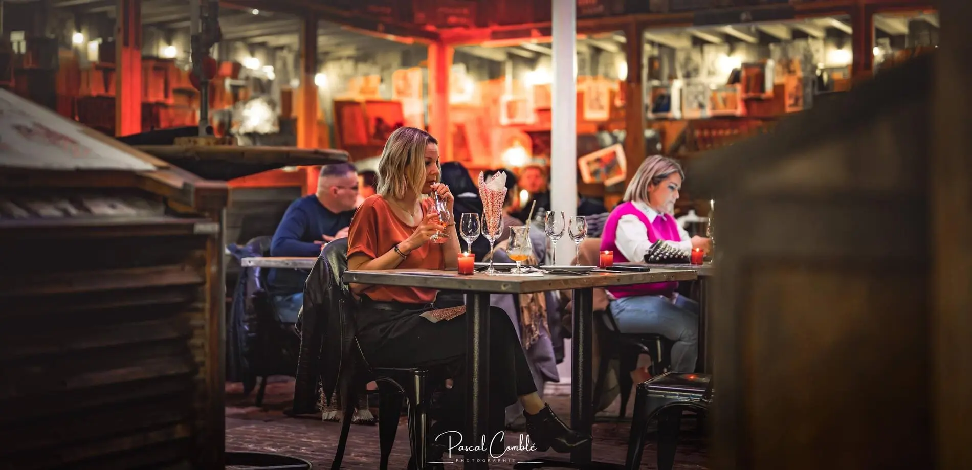 le-hall3-home-header3